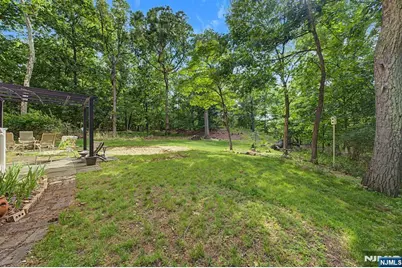 29 Minnehaha Boulevard, Oakland, NJ 07436 - Photo 42
