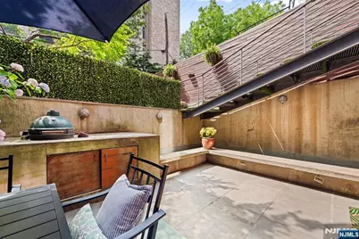 565 Jersey Avenue 1 #1, Jersey City, NJ 07302 - Photo 28