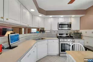 72 Marrow Street 3101, Newark, NJ 07103 - Photo 10