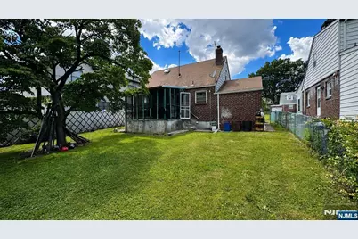 14 Madison Street, North Arlington, NJ 07031 - Photo 2