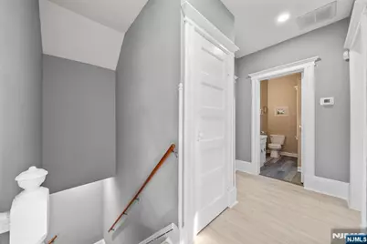 1624 Center Avenue 2nd Floor #2nd Floor, Fort Lee, NJ 07024 - Photo 12