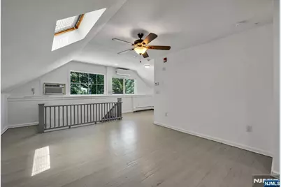 172 W Madison Avenue, Dumont, NJ 07628 - Photo 26