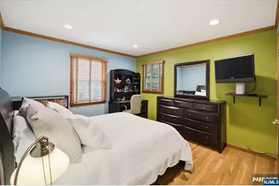 507 Terhune Terrace, Wyckoff Township, NJ 07481 - Photo 16