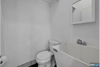 172 W Madison Avenue Storefront &amp; Ga #Storefront &amp; Ga, Dumont, NJ 07628 - Photo 16