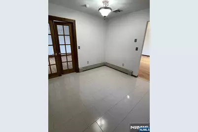 535 Hillside Avenue 1 #1, Palisades Park, NJ 07650 - Photo 10