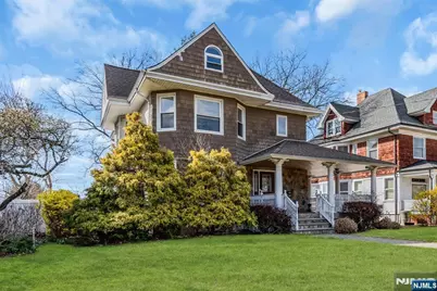 467 Summit, Hackensack, NJ 07601 - Photo 2