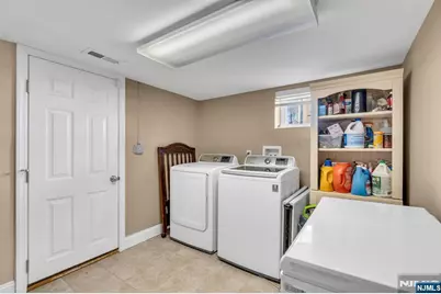 467 Summit, Hackensack, NJ 07601 - Photo 26