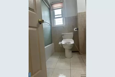 1516 Center Avenue, Fort Lee, NJ 07024 - Photo 6