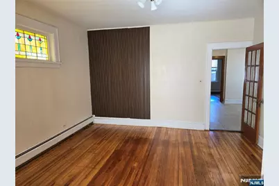 221 Hayward Place 1 #1, Wallington, NJ 07057 - Photo 2