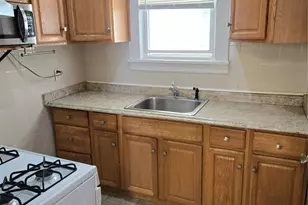 221 Hayward Pl 1, Wallington, NJ 07057 - Photo 4