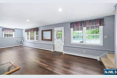 376 Lakeview Drive, Wyckoff Township, NJ 07481 - Photo 26