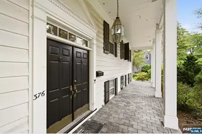 376 Lakeview Drive, Wyckoff Township, NJ 07481 - Photo 4
