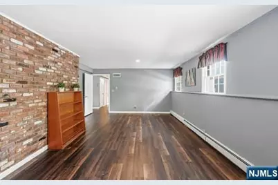 376 Lakeview Drive, Wyckoff Township, NJ 07481 - Photo 24