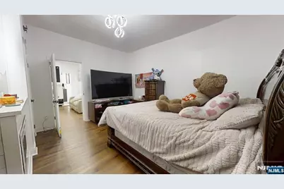 272-274 Parker Street, Newark, NJ 07104 - Photo 14