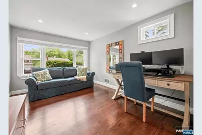 47 W Saddle River Road, Waldwick, NJ 07463 - Photo 12