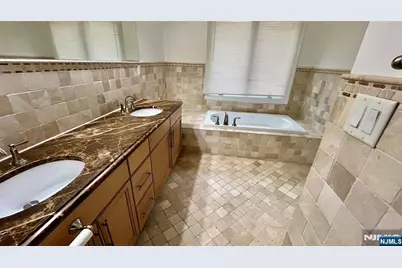 212 7th A #A, Palisades Park, NJ 07650 - Photo 30