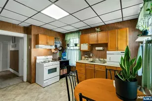 79 Dewitt Ave, Belleville, NJ 07109 - Photo 20