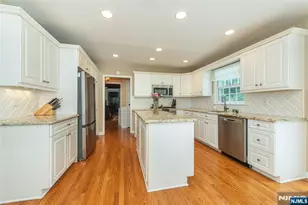 7 Natalie, West Caldwell, NJ 07006 - Photo 10
