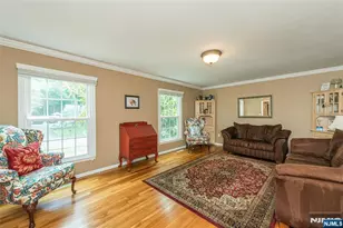 7 Natalie, West Caldwell, NJ 07006 - Photo 2