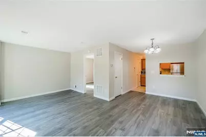 1337 Lavender Court 1337 #1337, Mahwah, NJ 07430 - Photo 2