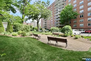 301 Beech Street 2H, Hackensack, NJ 07601 - Photo 38