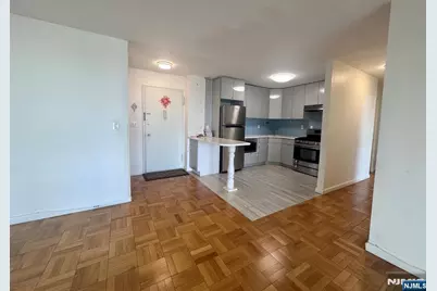 2100 Linwood Avenue 11T #11T, Fort Lee, NJ 07024 - Photo 4
