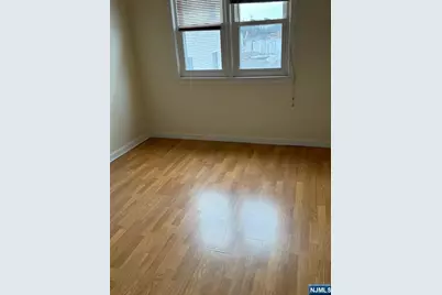 233 Malvern Street, Newark, NJ 07105 - Photo 6