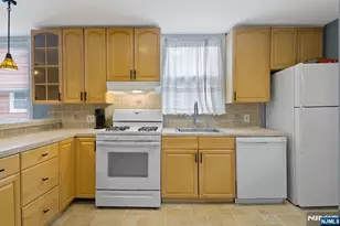 92 Windsor Street 1, Kearny, NJ 07032 - Photo 4