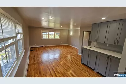22 Kennedy Court 2 #2, Lyndhurst Township, NJ 07071 - Photo 8