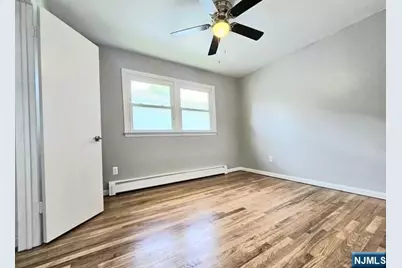22 Kennedy Court 2 #2, Lyndhurst Township, NJ 07071 - Photo 12