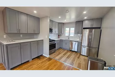 22 Kennedy Court 2 #2, Lyndhurst Township, NJ 07071 - Photo 6