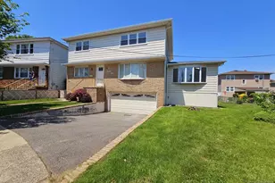 22 Kennedy Ct 2, Lyndhurst Township, NJ 07071 - Photo 1
