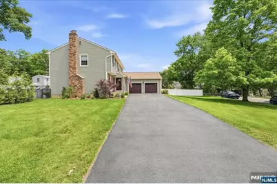 6 Giegel Court, Wyckoff Township, NJ 07481 - Photo 2