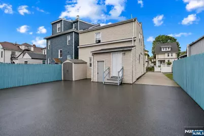 526 E 25th Street, Paterson, NJ 07514 - Photo 22