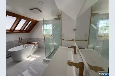 121 Newcomb, Tenafly, NJ 07670 - Photo 22