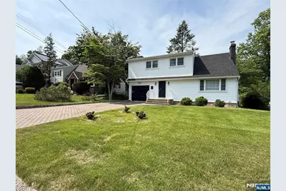 121 Newcomb, Tenafly, NJ 07670 - Photo 2