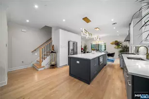 25 Knox Ave, Cliffside Park, NJ 07010 - Photo 4