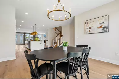 16 Goldfinch Drive, Upper Saddle River, NJ 07458 - Photo 8