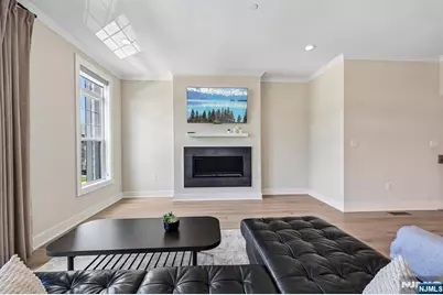 16 Goldfinch Drive, Upper Saddle River, NJ 07458 - Photo 6