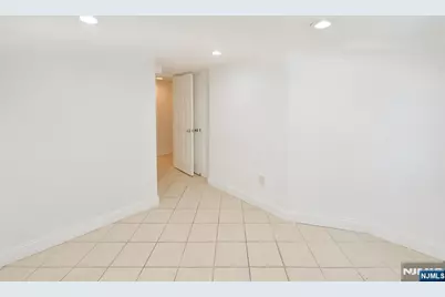 62 Broadway 1 #1, Hackensack, NJ 07601 - Photo 20