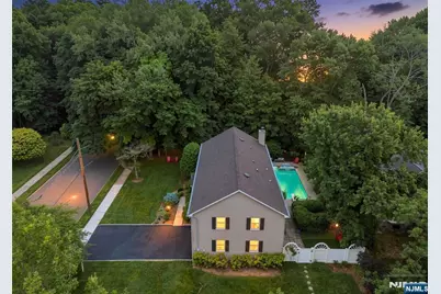 720 Maxwell Place, Ridgewood, NJ 07450 - Photo 2