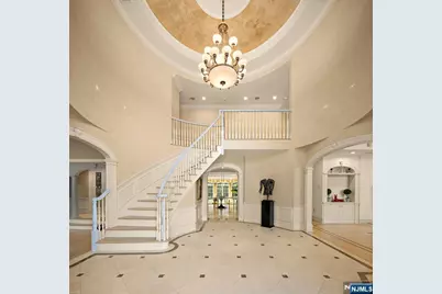 23 Hunter Ridge, Woodcliff Lake, NJ 07677 - Photo 6