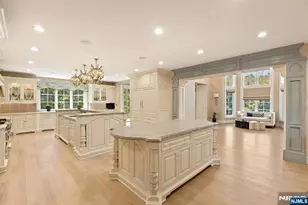 23 Hunter Ridge, Woodcliff Lake, NJ 07677 - Photo 12