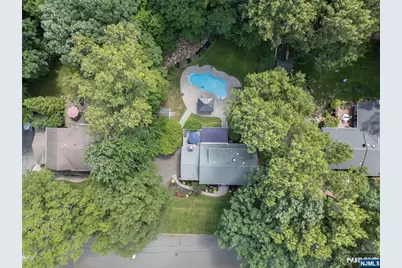 49 Skytop Drive, Mahwah, NJ 07430 - Photo 32