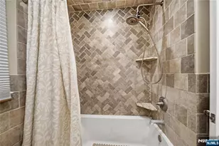 49 Skytop Dr, Mahwah, NJ 07430 - Photo 18