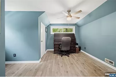 49 Skytop Drive, Mahwah, NJ 07430 - Photo 20