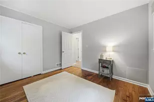 49 Skytop Dr, Mahwah, NJ 07430 - Photo 12