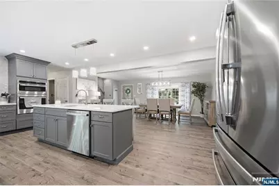 49 Skytop Drive, Mahwah, NJ 07430 - Photo 6