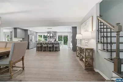 49 Skytop Drive, Mahwah, NJ 07430 - Photo 4