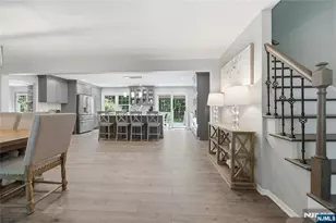 49 Skytop Dr, Mahwah, NJ 07430 - Photo 4